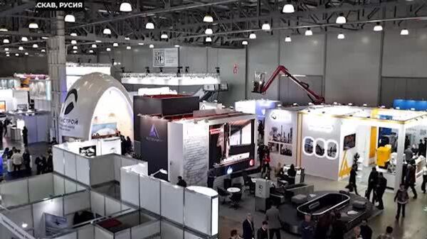 Дар Маскав як чархболи нави ояндадори сохти Русия муаррифӣ шуд - Sputnik Тоҷикистон