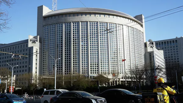 Посол: Китай хорошо понимает лицемерие стран Запада