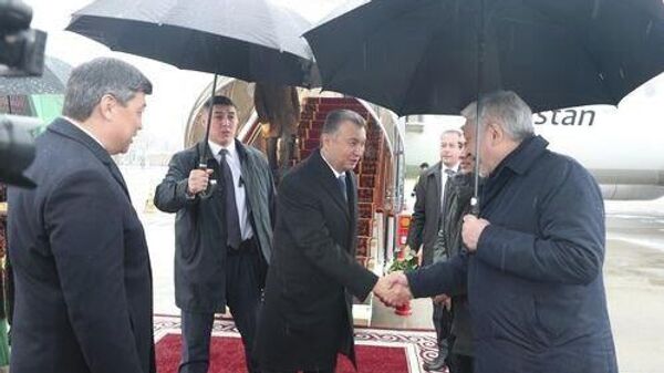 Қоҳир Расулзода бо сафари корӣ ба Қирғизистон рафт - Sputnik Тоҷикистон