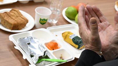 Ифтар - вечерний приём пищи у мусульман во время исламского месяца Рамадан.