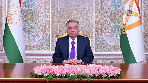 Поздравительное послание Эмомали Рахмона по случаю наступления Рамадана.  - Sputnik Тоҷикистон