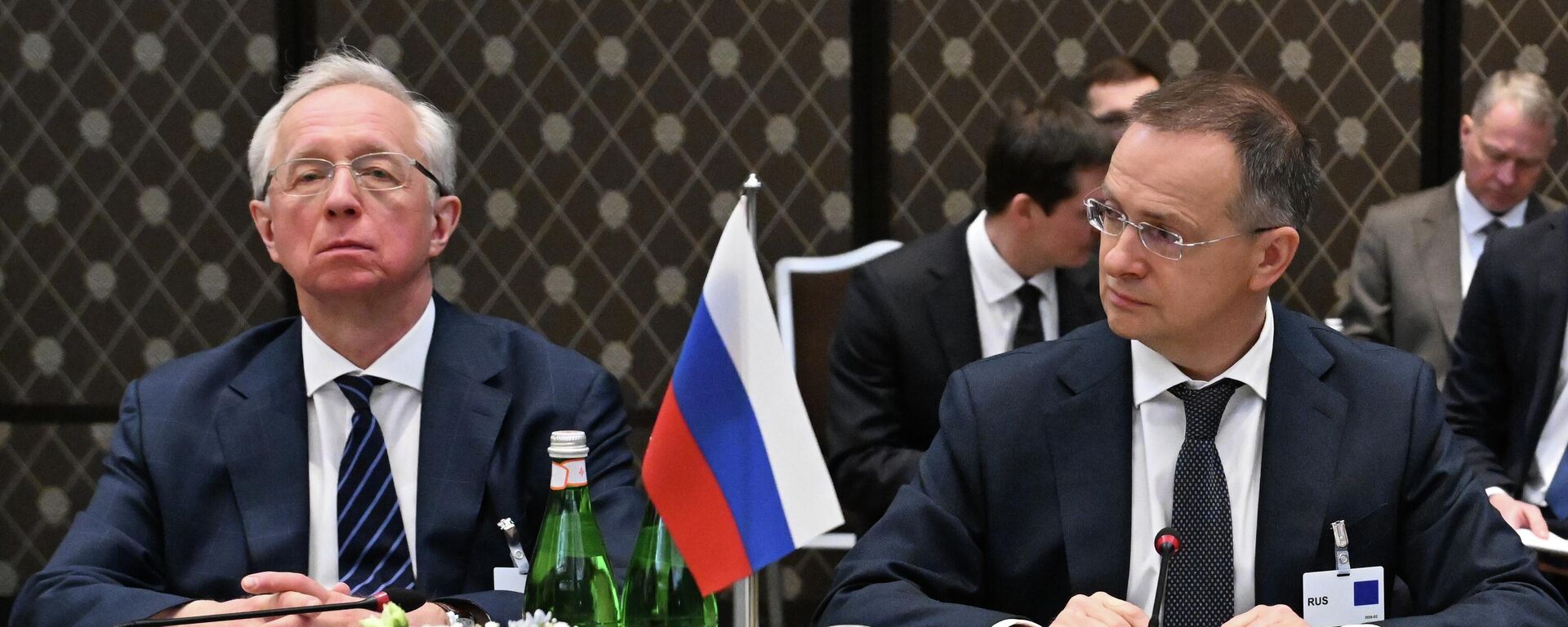 Трехсторонние переговоры РФ, США и Украины в Женеве - Sputnik Таджикистан, 1920, 18.02.2026