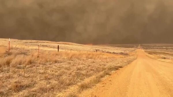 В Техасе и Оклахоме полыхает более 6 тыс - Sputnik Таджикистан