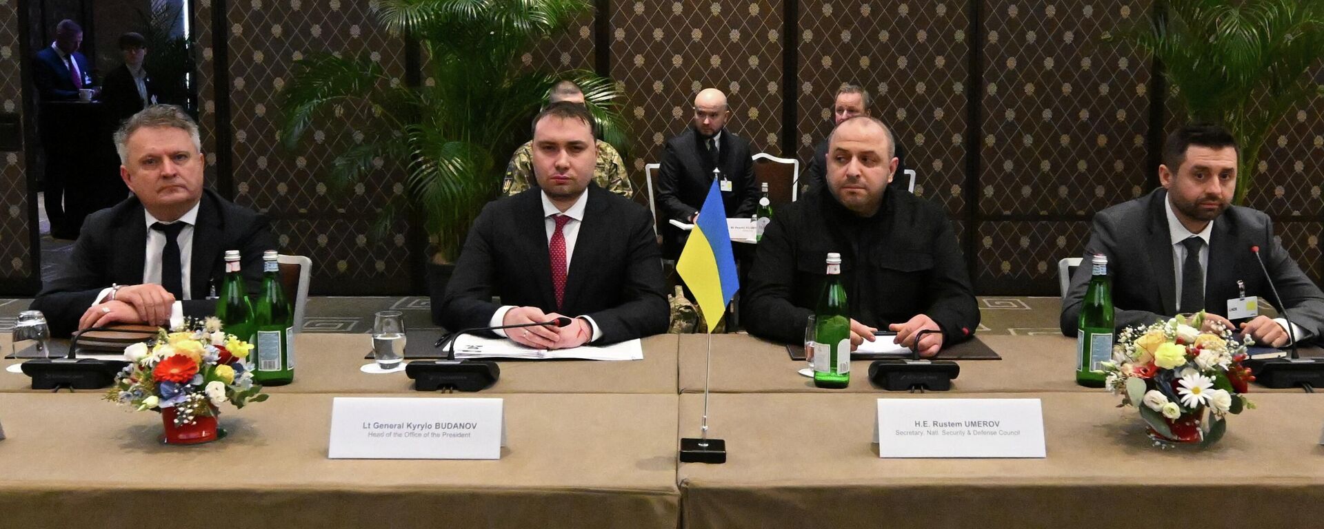 Трехсторонние переговоры РФ, США и Украины в Женеве  - Sputnik Таджикистан, 1920, 20.02.2026