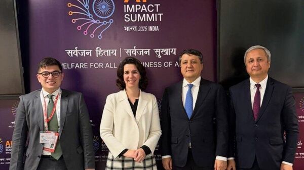 Microsoft ба рушди зеҳни сунъӣ ба Тоҷикистон кумак хоҳад кард - Sputnik Тоҷикистон