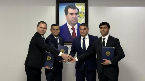 Молодежь Таджикистана поможет развивать сферу водных ресурсов - Sputnik Таджикистан