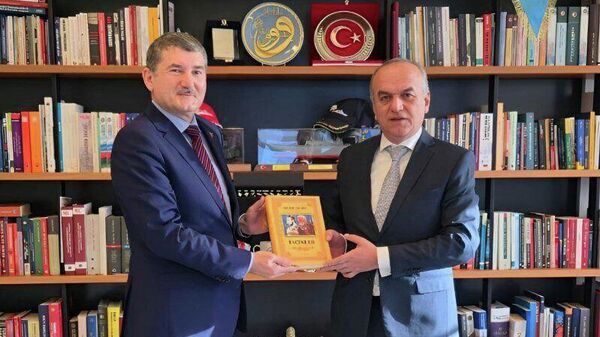 Маориф, илм ва сайёҳӣ: Тоҷикистон ва Туркия омодаанд ҳамкориҳоро густариш диҳанд - Sputnik Тоҷикистон