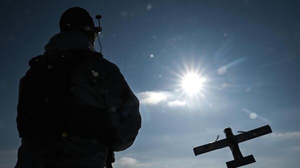 Боевая работа расчета БПЛА Молния спецназа Ахмат на Сумском направлении - Sputnik Таджикистан