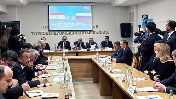 Делегация Хатлонской области встретилась с бизнес-сообществом Пензенской области.  - Sputnik Тоҷикистон