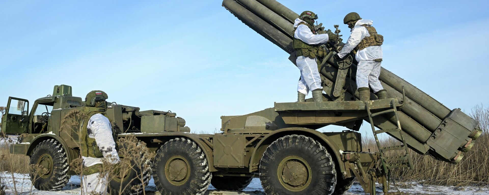 Боевая работа расчета РСЗО Ураган группировки войск Запад на Харьковском направлении  - Sputnik Тоҷикистон, 1920, 28.02.2026