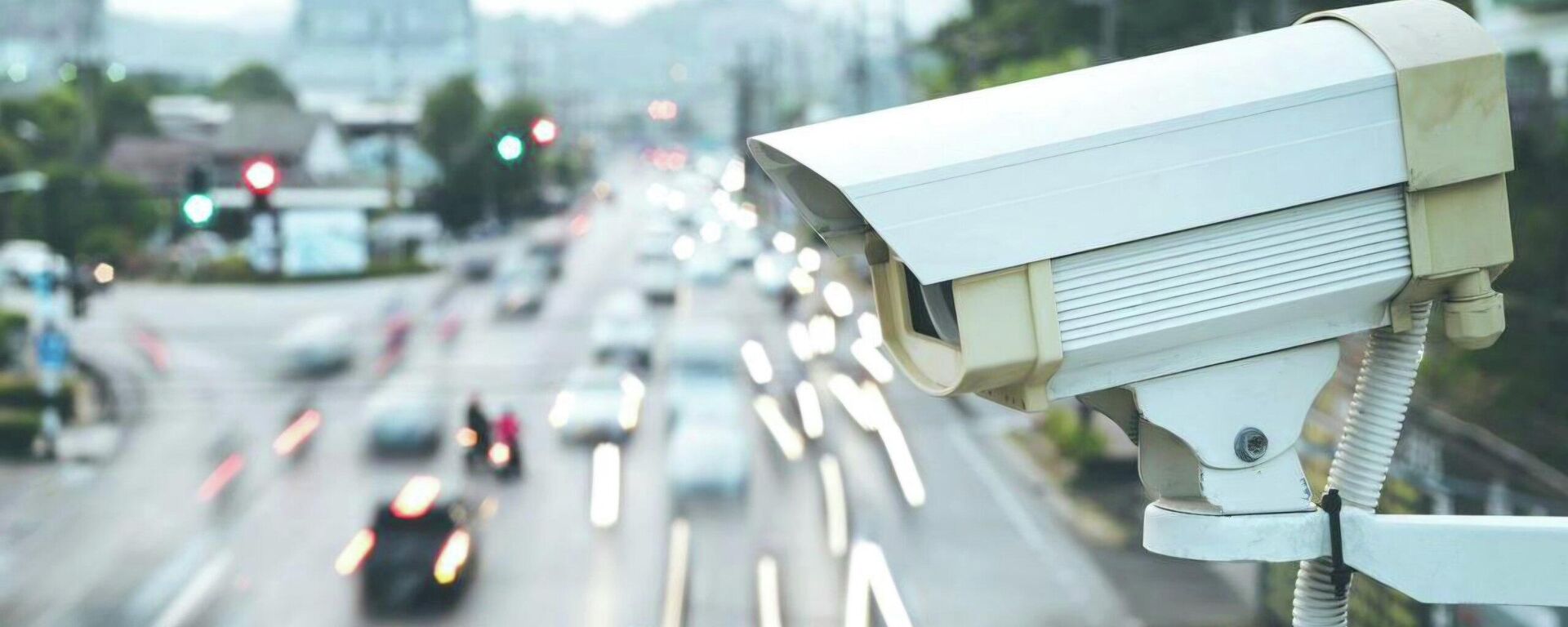 Камера наружного наблюдения.  - Sputnik Тоҷикистон, 1920, 28.02.2026