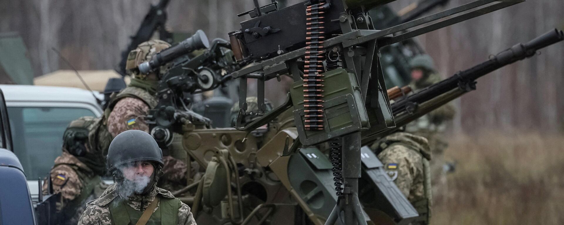 Украинские военнослужащие участвуют в учениях по противовоздушной обороне в Черниговской области. - Sputnik Тоҷикистон, 1920, 02.03.2026