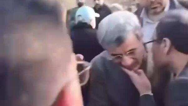 Аҳмадинажод зинда аст: Дафтари президенти пешини Эрон Маҳмуди Аҳмадинажод овозаҳо дар бораи марги ӯро рад кард - Sputnik Тоҷикистон