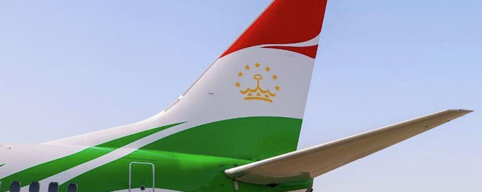 Самолет авиакомпании Сомон Эйр. - Sputnik Тоҷикистон, 1920, 10.03.2026