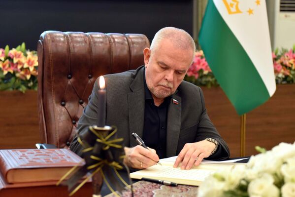 Сафири Русия дар Душанбе Семён Григорев. Сафири Русия дар Душанбе Семён Григорев. - Sputnik Тоҷикистон