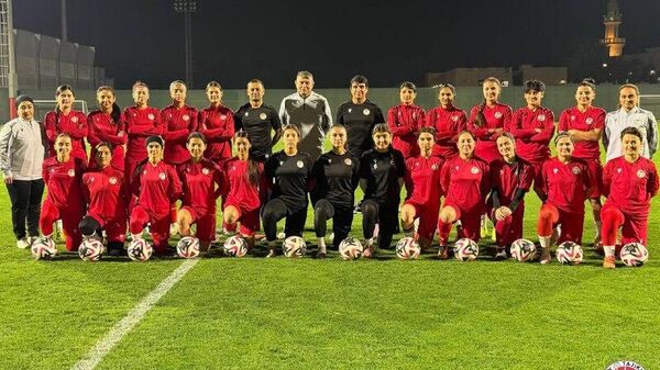 Мунтахаби занонаи Тоҷикистон дар Дубай бо дастаи Имороти Муттаҳидаи Араб бозиро мусовӣ анҷом дод - Sputnik Тоҷикистон