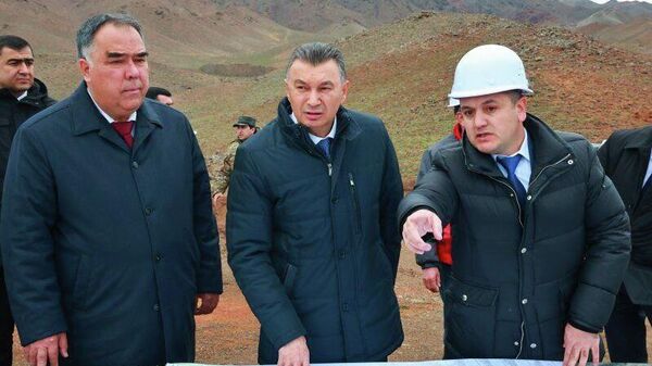 Бузургтарин корхонаи ғанигардонии маъдани оҳани ҶСП Комбинати металлургии тоҷик дар шимоли Тоҷикистон соли оянда ба истифода дода мешавад - Sputnik Тоҷикистон