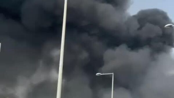 Иранская ракета при ударе по базе США в Катаре попала в склад таджикского предпринимателя - Sputnik Таджикистан