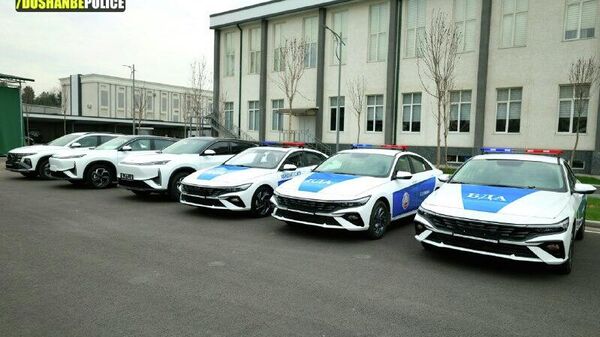 МВД Душанбе обновляет автопарк - Sputnik Таджикистан