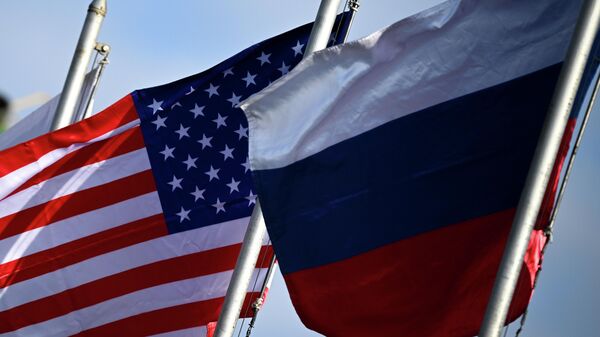 Флаги РФ и США. - Sputnik Таджикистан
