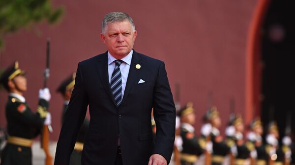 Председатель правительства Словакии Роберт Фицо. - Sputnik Таджикистан