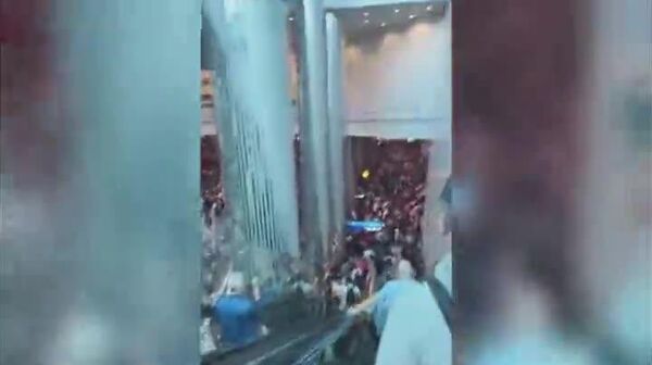 Теҳрон ба ҳамлаҳои зидди пойгоҳҳои низомии ИМА дар Ховари Миёна, ки барои ҳамлаҳо ба қаламрави Эрон истифода мешаванд, идома хоҳад дод, гуфт Пизишкиён дар сӯҳбат бо сарвазири Покистон - Sputnik Тоҷикистон