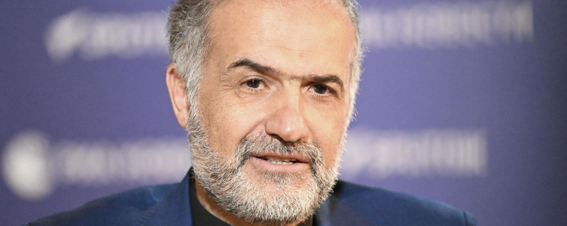 Чрезвычайный и полномочный посол Исламской Республики Иран в РФ Казем Джалали во время интервью агентству РИА Новости в Москве.   - Sputnik Тоҷикистон, 1920, 12.03.2026