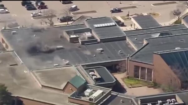 В США произошёл теракт в еврейской школе, сообщает издание The Detroit Free Press - Sputnik Таджикистан