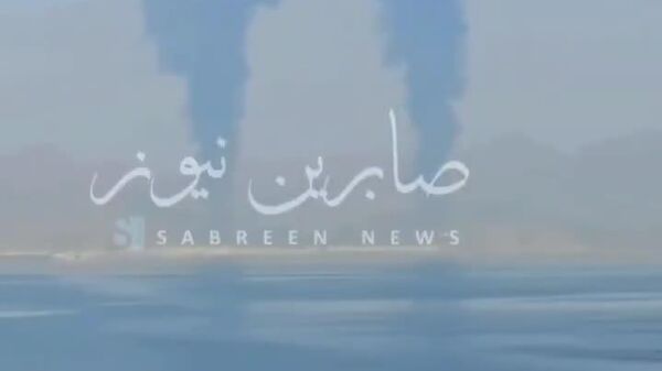 Эрон танкерҳо ва иншооти калидии нафти ИМА дар АМА-ро ҳадаф қарор дод - Sputnik Тоҷикистон