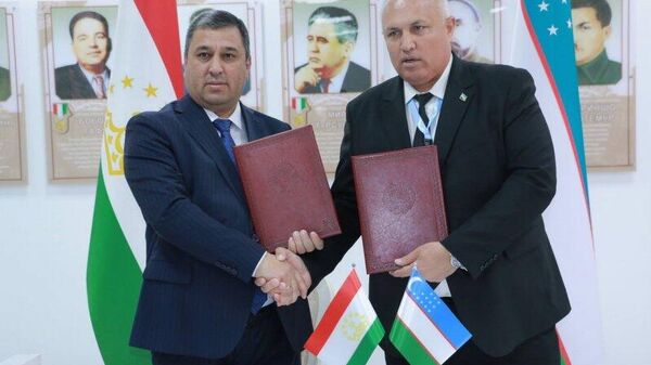 Бохтарский госуниверситет тоже будет сотрудничать с Узбекистаном - Sputnik Таджикистан