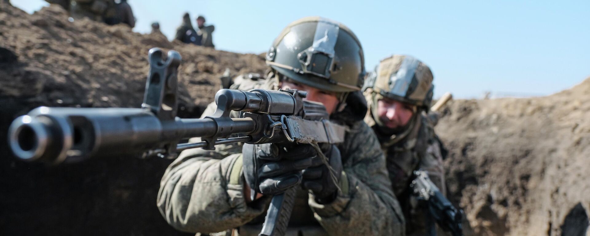 Учения штурмовых подразделений группировки войск Днепр. Архивное фото - Sputnik Тоҷикистон, 1920, 30.03.2026