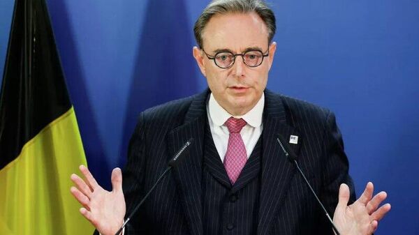 Сарвазири Белгия аз ИА даъват кард, ки муносибатҳоро бо Русия ба эътидол оварад, то ба манбаъҳои арзони энергия дастрасӣ пайдо кунад, хабар медиҳад нашрияи FT - Sputnik Тоҷикистон