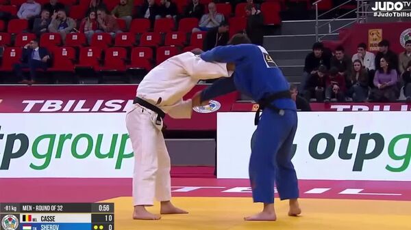 Абубакр Шеров дар аввалин рақобаташ дар Тоскулоҳи бузурги Тиблисӣ аз Матиас Кассе шикаст хурд! - Sputnik Тоҷикистон