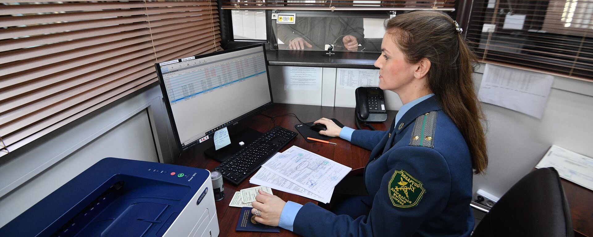 Работа таможни на пункте пропуска между Белоруссией и Латвией. - Sputnik Тоҷикистон, 1920, 24.03.2026