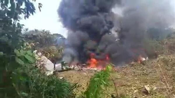 ▪Страшная авиакатастрофа: 66 человек погибли в результате падения военного самолета Hercules C-130 в Колумбии - Sputnik Таджикистан