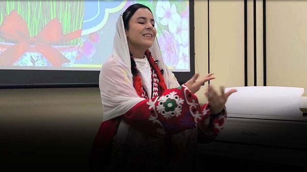 Рӯзи дарҳои боз дар Хонаи русӣ дар Душанбе бахшида ба Наврӯз меҳмонони зиёдеро ба ҳам овард.  - Sputnik Тоҷикистон