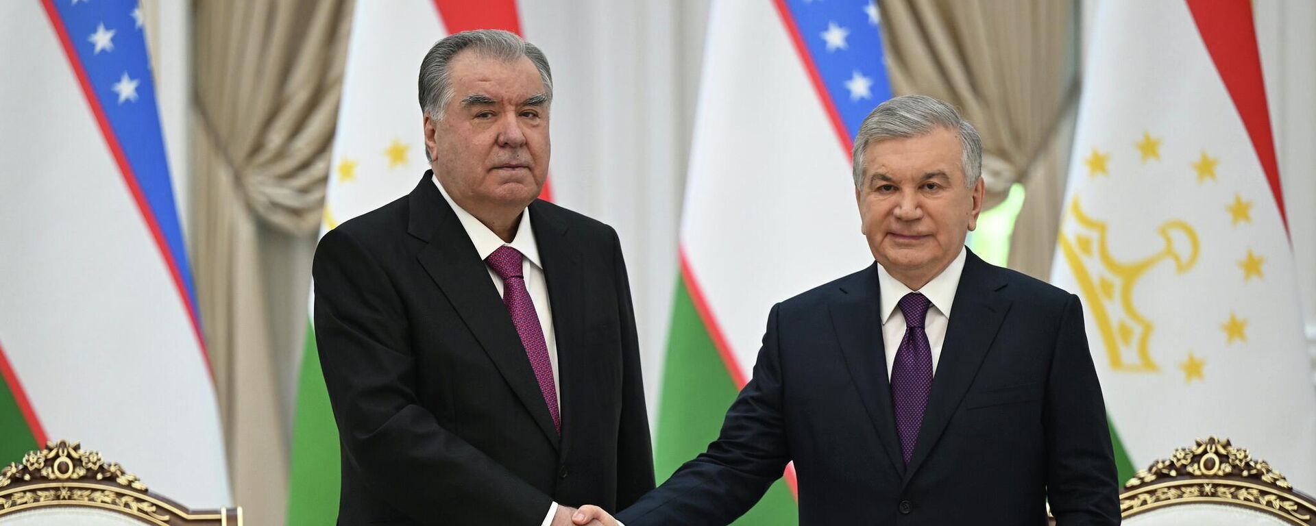 Переговоры на высшем уровне в рамках государственного визита Эмомали Рахмона в Узбекистан. - Sputnik Тоҷикистон, 1920, 26.03.2026