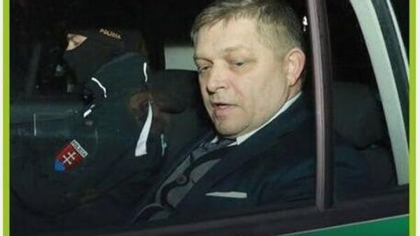 Роберт Фицо попал под следствие: полиция Словакии начала расследование против премьера из-за остановки помощи Киеву - Sputnik Таджикистан