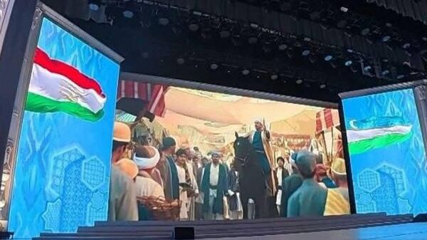 В Узбекистане прошел показ фильма Сияние звезд: Джами и Навои - Sputnik Таджикистан