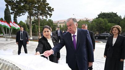 Ифтитоҳи театри ба номи А.С Пушкин дар Хуҷанд