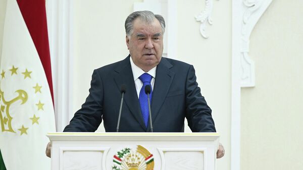 Эмомали Рахмон встретился с активистами Согдийской области.  - Sputnik Тоҷикистон