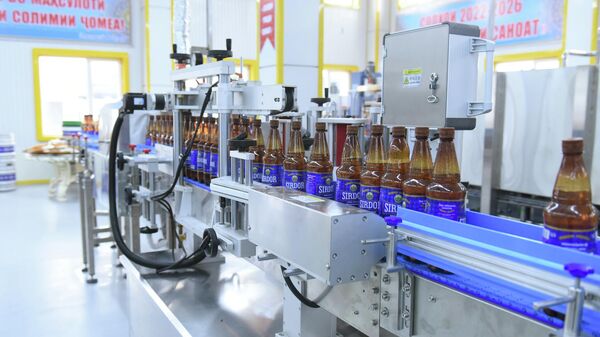 Завод по производству напитков Сугд Саноат Холдинг. - Sputnik Тоҷикистон