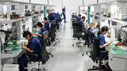 Производство литий-ионных аккумуляторов на заводе "Батареон" в индустриальном парке "Лаишево" особой экономической зоны "Иннополис" в Республике Татарстан.