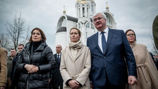 Министр иностранных дел Украины Андрей Сибига и Верховный представитель Европейского союза по иностранным делам и политике безопасности Кая Каллас во время визита в Киев, Украина, 31 марта 2026 года. - Sputnik Таджикистан
