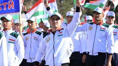 Весенний призыв новобранцев в таджикскую армию.