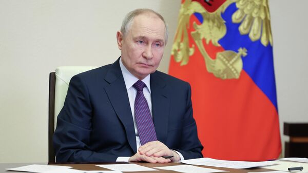 Президент РФ Владимир Путин. - Sputnik Тоҷикистон