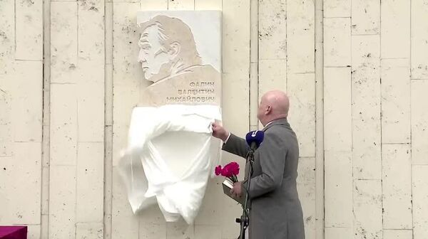 Нодиртарин истеъдоди сиёсӣ қобилияти ба чашми ҳақиқат нигаристан аст - Sputnik Тоҷикистон