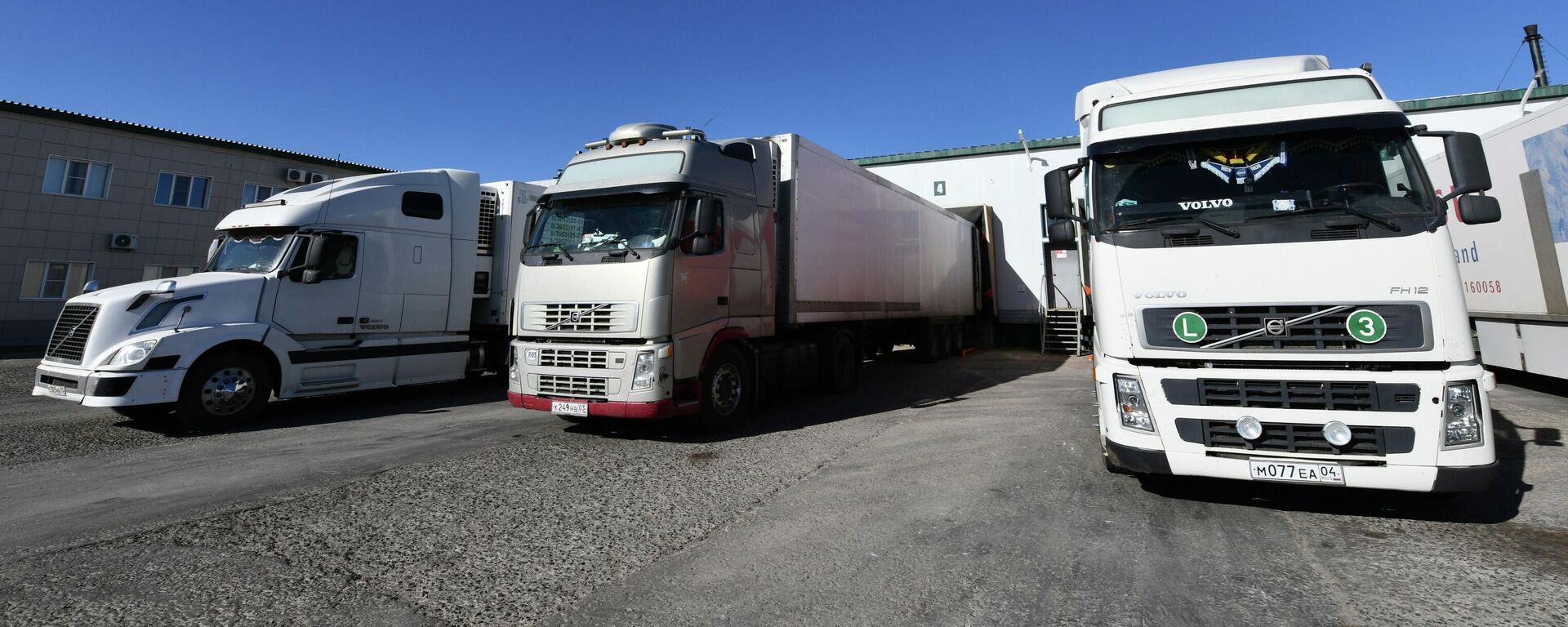 Работа пограничного пункта пропуска с КНР в Забайкальском крае. - Sputnik Таджикистан, 1920, 02.04.2026