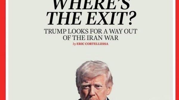 Где выход?: Журнал Time опубликовал обложку апрельского номера с Трампом, держащим карту Ирана - Sputnik Таджикистан