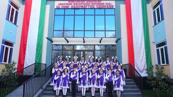 В Душанбе создали штаб по контролю за школьной формой - Sputnik Таджикистан